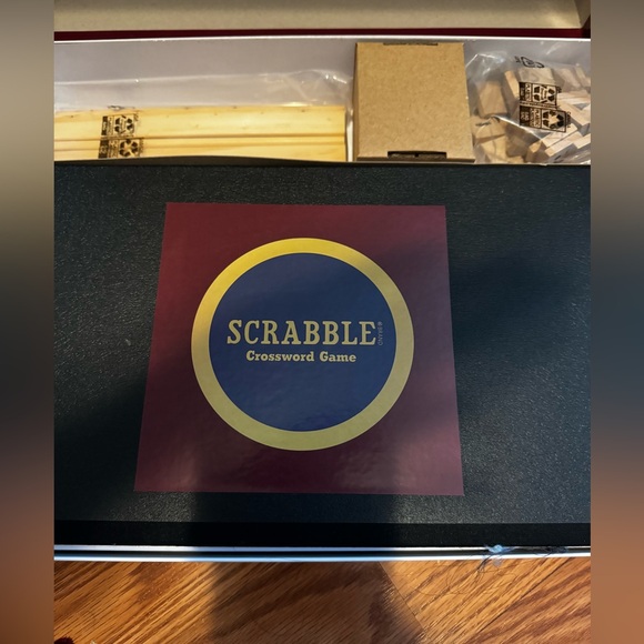 Scrabble - Picture 3 of 6